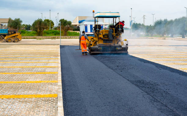 Best Decorative Driveway Pavers  in Beloit, KS