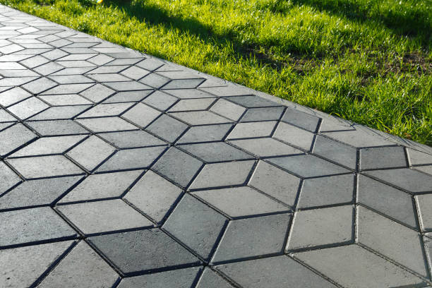 Best Local Driveway Pavers  in Beloit, KS