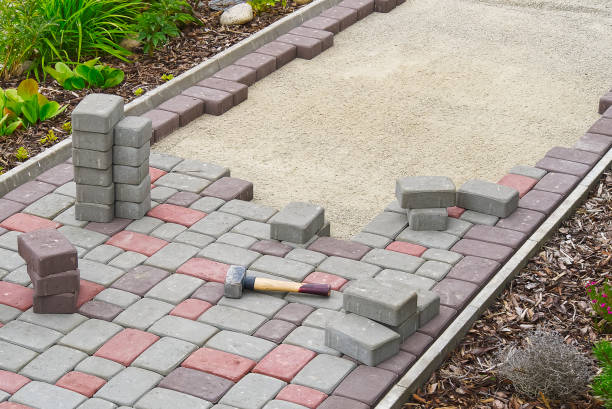 Best Professional Driveway Pavers  in Beloit, KS